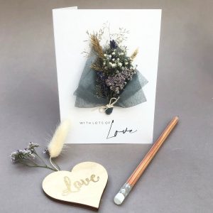 LOTS OF LOVE DRIED FLOWER CARD