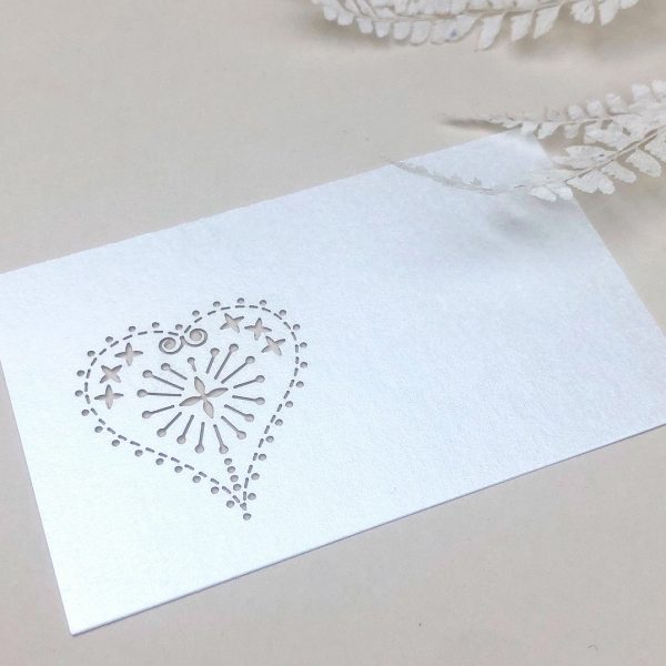 FLAT HEART PLACE CARDS